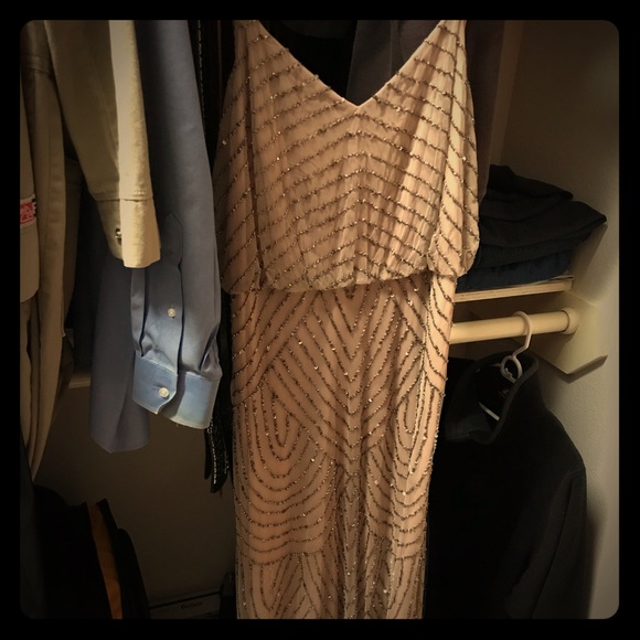 Timeless sequin party dress! - Picture 2 of 4